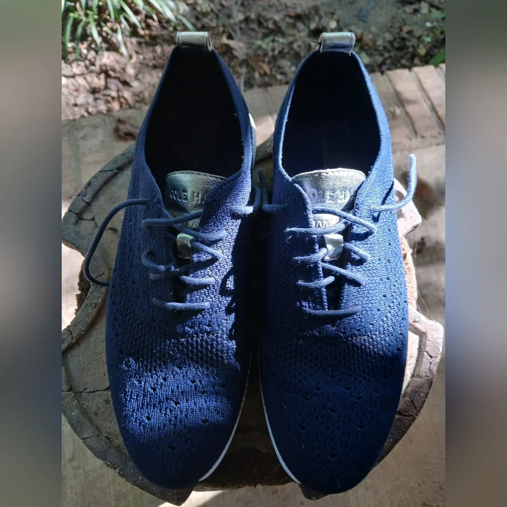 Cole Haan Grand Navy Knit Sneakers.‎ Sz9B